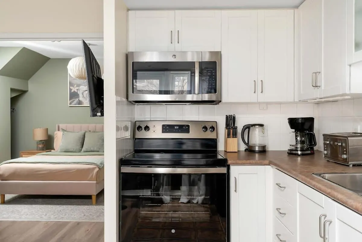 All Inclusive Townhome Apartment In Amazing Location Toronto Kanada